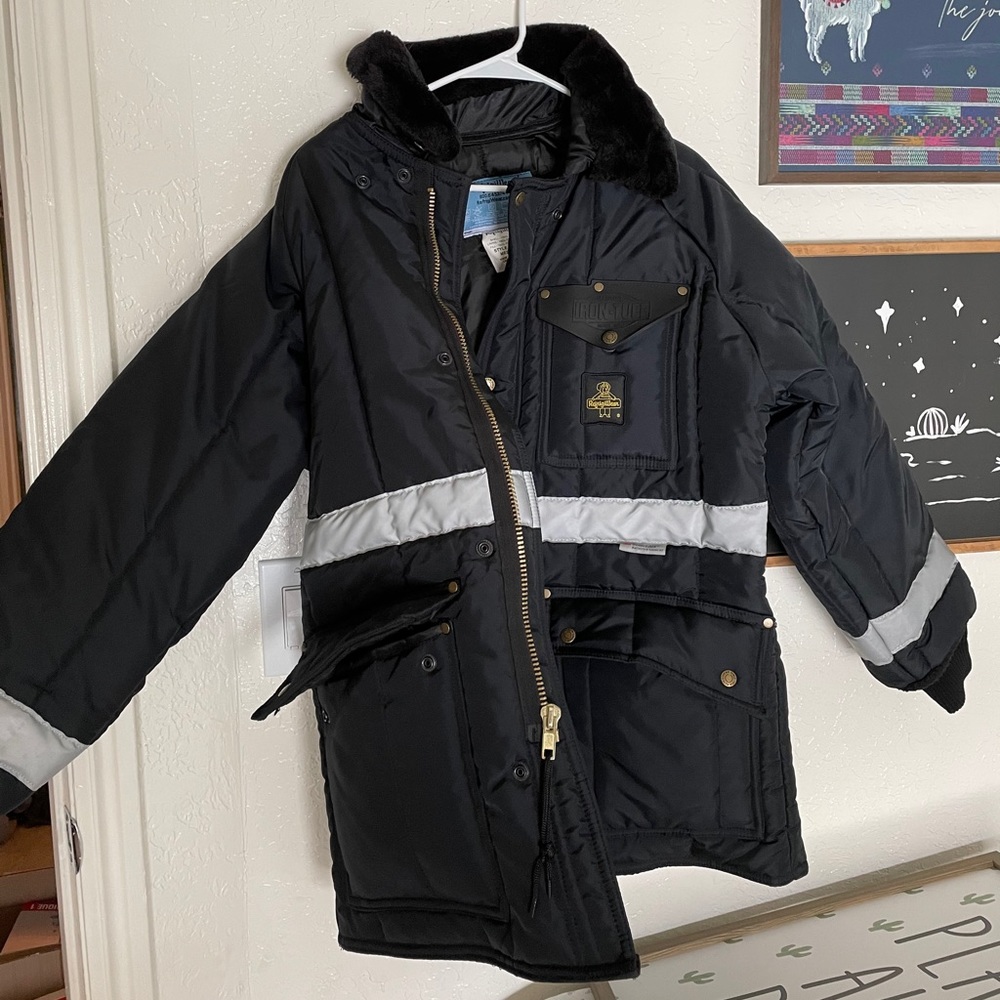 Refigiwear men’s coat
